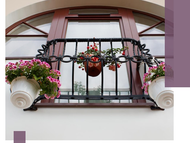 Изготовление и монтаж французских балконов в Клине