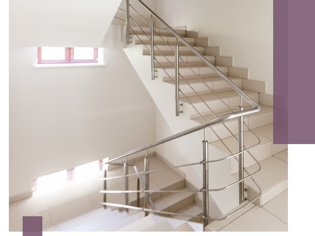 Установка и замена перил в подъезде в Клине