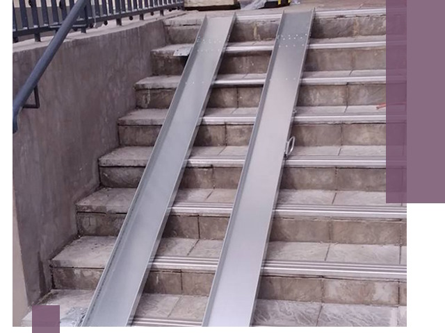 Демонтаж откидных пандусов профессионально в Клине