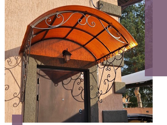 Демонтаж козырьков в Клине быстро и безопасно