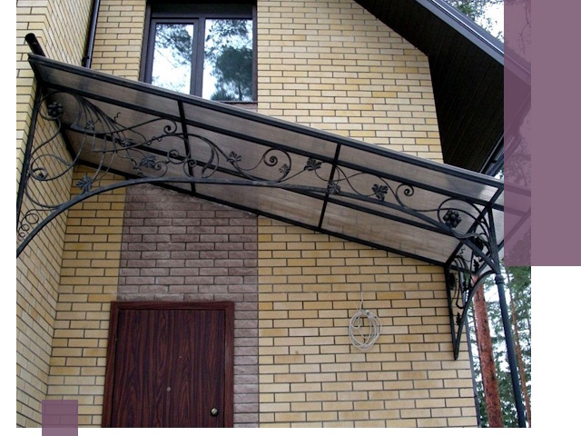 Односкатные козырьки из металла под ключ в Клине