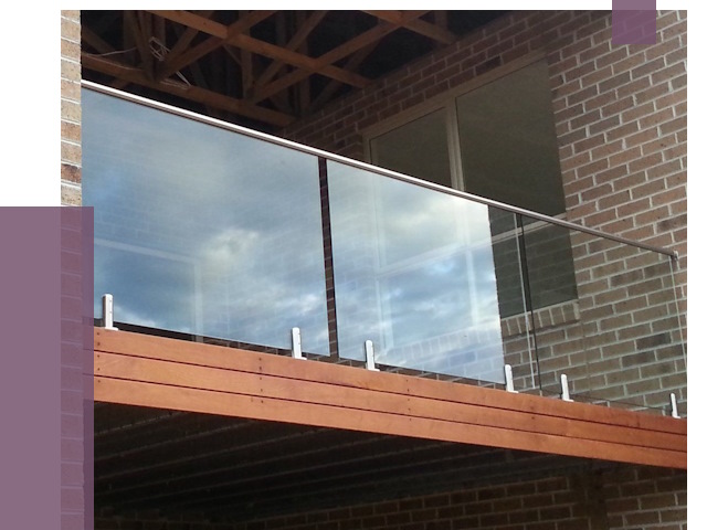 Стеклянные парапеты на крыше и террасе в Клине от 11526 руб. | ПРОЛЁТ-Кли